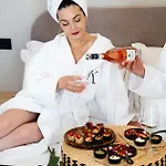 Kalinifta Luxury Style Bed & Breakfast