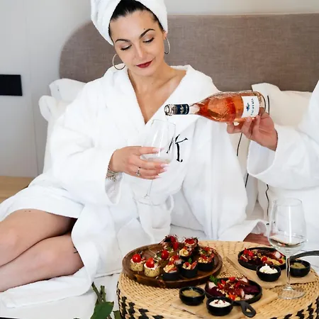 Kalinifta Luxury Style فندق مبيت وإفطار
