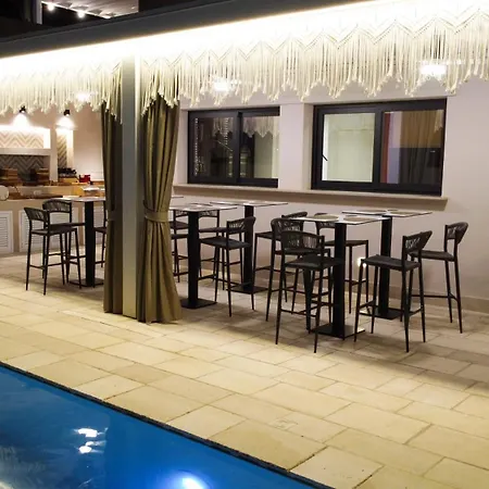 Kalinifta Luxury Style 4* Torre Lapillo